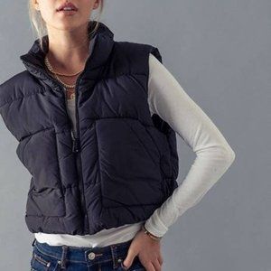 Cropped Puffer Vest